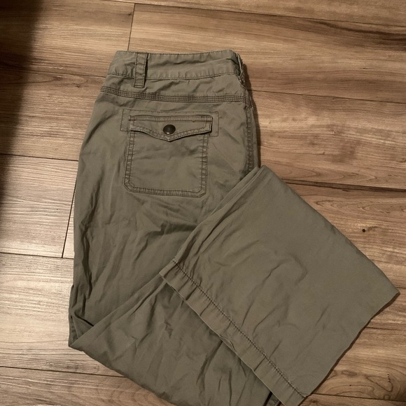 Claudia Ev 2000’s Style Pants - Picture 4 of 4